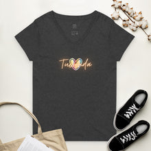Load image into Gallery viewer, Heart Tuwonda V-Neck